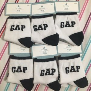 NEW! 12-Pack baby Gap Socks (0-6 Months)